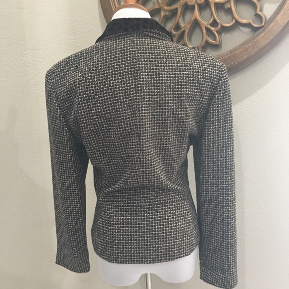 NWT***Christian Dior Two Piece Suit - Picture 3 of 6